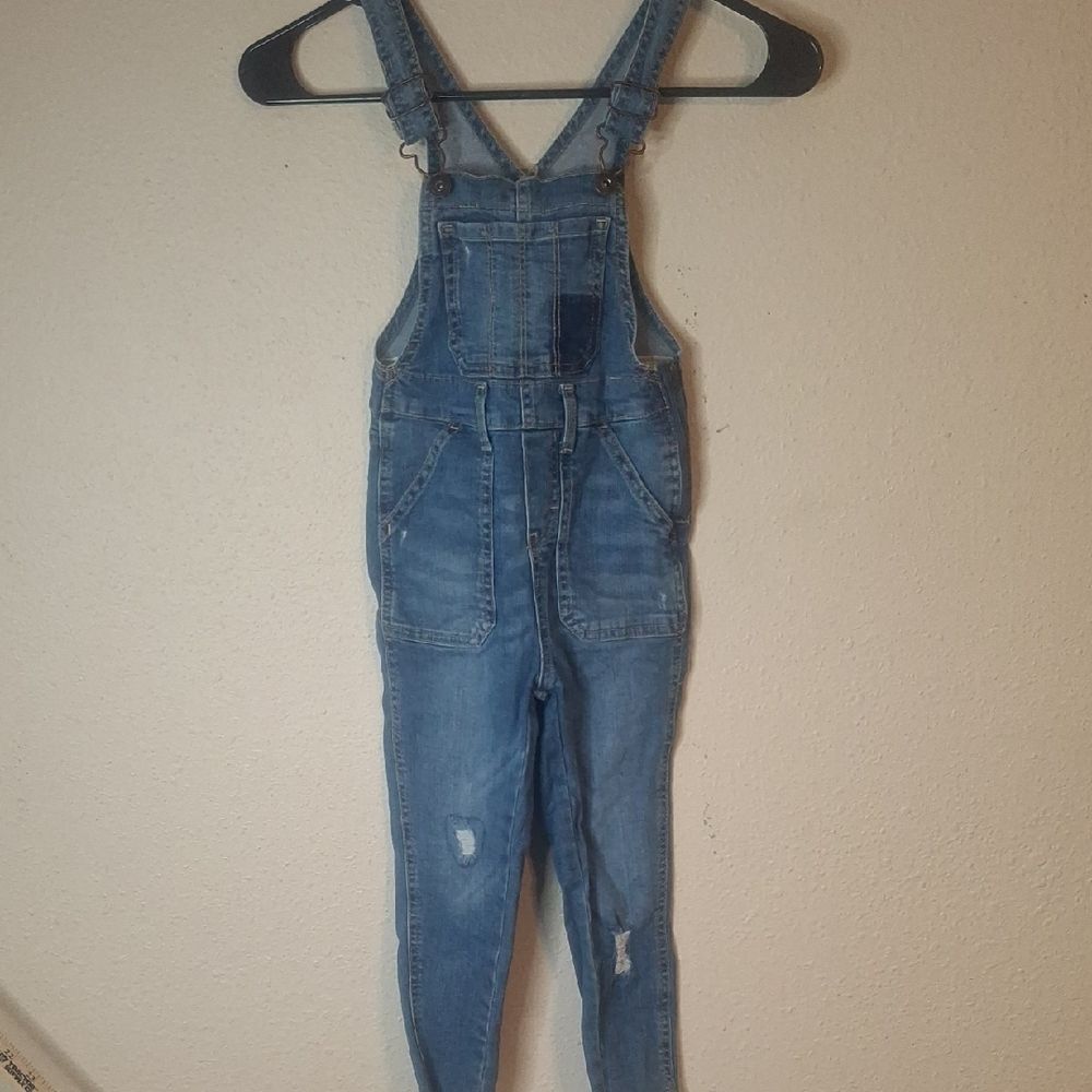 OshKosh B'gosh Kids Denim Overalls size 5